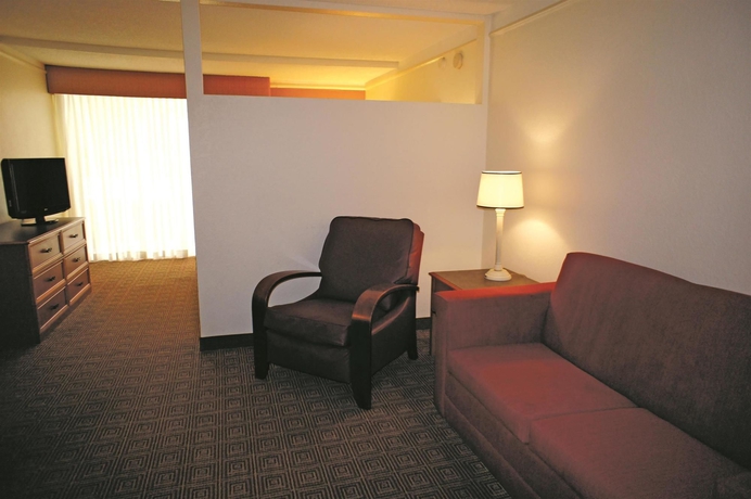 Imagen de la habitación del Hotel Baymont by Wyndham Daytona Beach/Intl Speedway. Foto 11