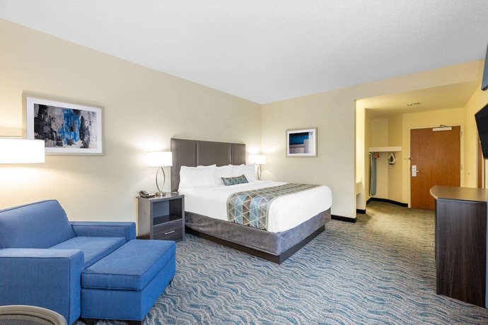 Imagen de la habitación del Hotel Baymont by Wyndham Des Moines Airport. Foto 2