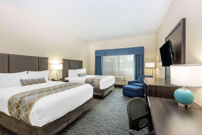 Imagen de la habitación del Hotel Baymont by Wyndham Des Moines Airport. Foto 16