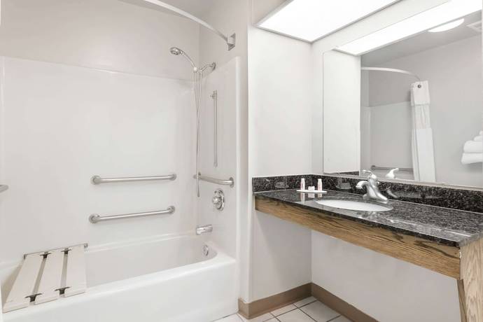 Imagen de la habitación del Hotel Baymont by Wyndham Duncan/Spartanburg. Foto 5