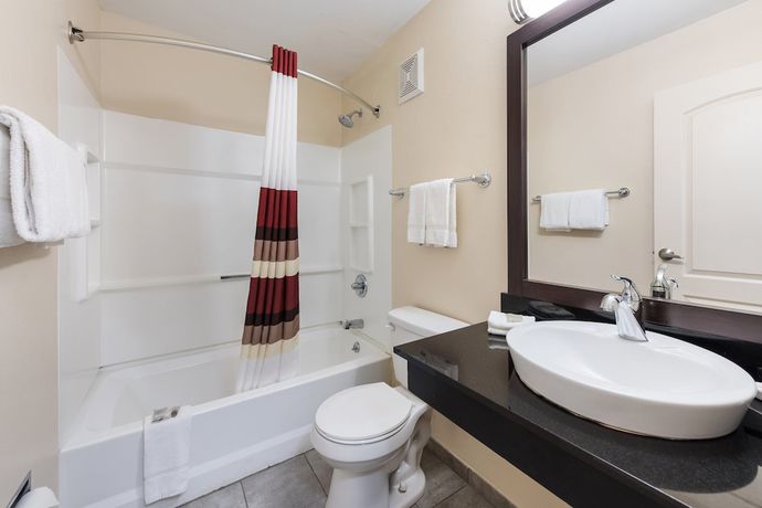 Imagen de la habitación del Hotel Baymont by Wyndham Findlay. Foto 12