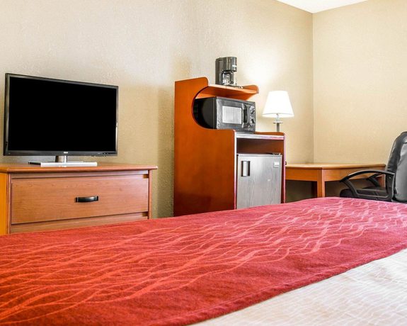 Imagen de la habitación del Hotel Baymont by Wyndham Flint Airport North. Foto 4