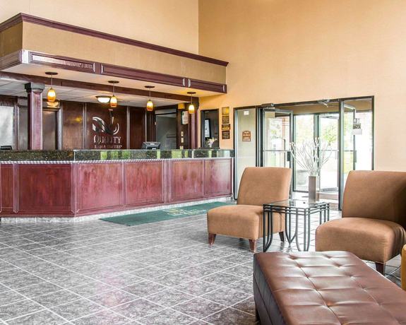 Imagen de los interiores del Hotel Baymont by Wyndham Flint Airport North. Foto 18