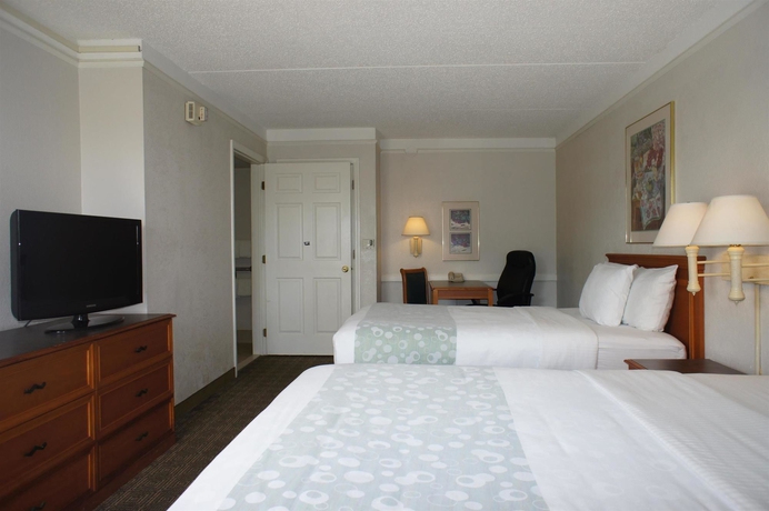 Imagen de la habitación del Hotel Baymont by Wyndham Fort Myers Central. Foto 3