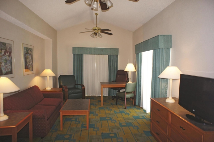 Imagen de la habitación del Hotel Baymont by Wyndham Fort Myers Central. Foto 4
