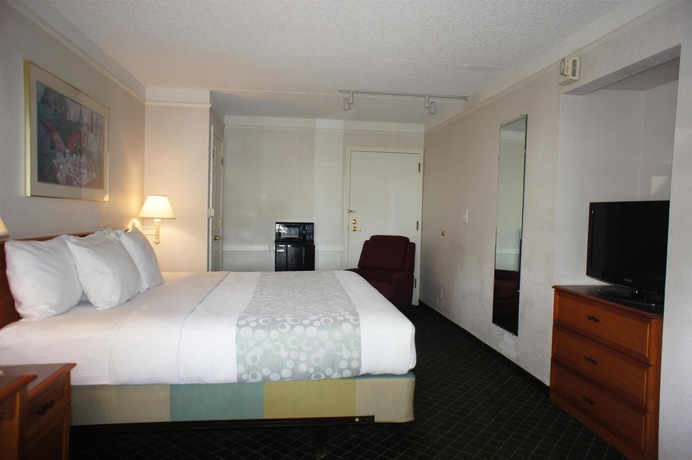 Imagen de la habitación del Hotel Baymont by Wyndham Fort Myers Central. Foto 9