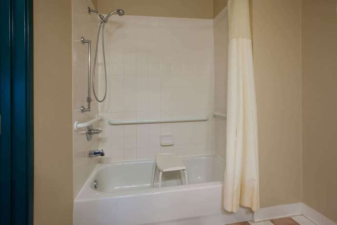 Imagen de la habitación del Hotel Baymont by Wyndham Franklin, Franklin. Foto 10