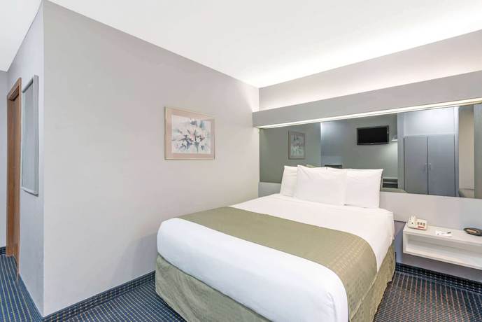 Imagen de la habitación del Hotel Baymont by Wyndham Henrietta/Rochester. Foto 8