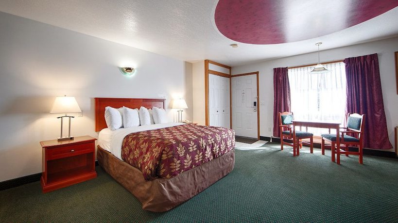 Imagen de la habitación del Hotel Baymont by Wyndham Hinton. Foto 11