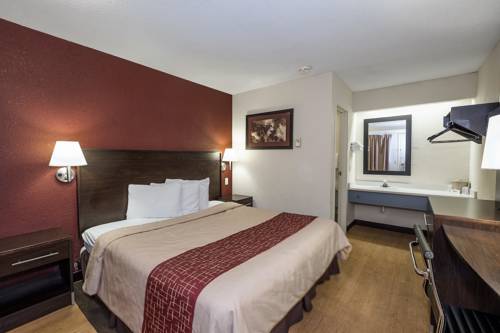 Imagen de la habitación del Hotel Baymont by Wyndham Holland/Toledo. Foto 2
