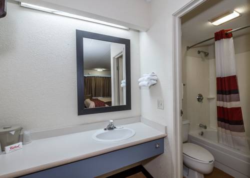 Imagen de la habitación del Hotel Baymont by Wyndham Holland/Toledo. Foto 4