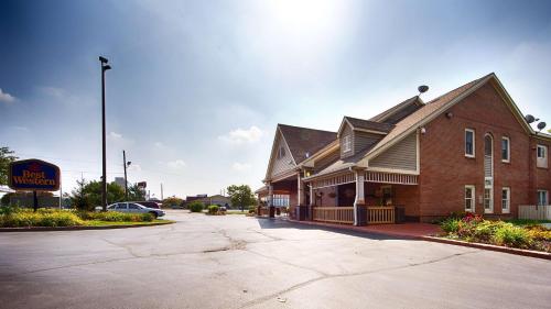 Imagen general del Hotel Baymont by Wyndham Indianapolis Northwest. Foto 7