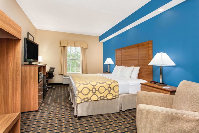Imagen de la habitación del Hotel Baymont by Wyndham Jacksonville/Butler Blvd. Foto 7