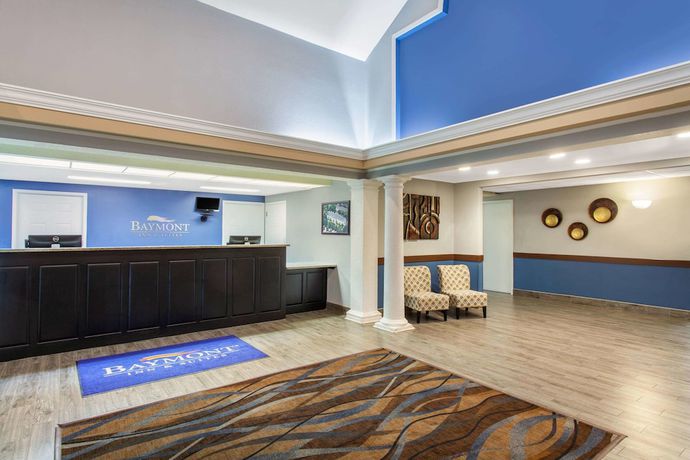 Imagen de los interiores del Hotel Baymont by Wyndham Jacksonville/Butler Blvd. Foto 16