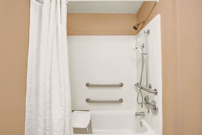 Imagen de la habitación del Hotel Baymont by Wyndham Jacksonville/Butler Blvd. Foto 13