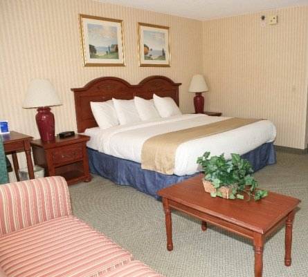 Imagen de la habitación del Hotel Baymont by Wyndham Kalamazoo West. Foto 5