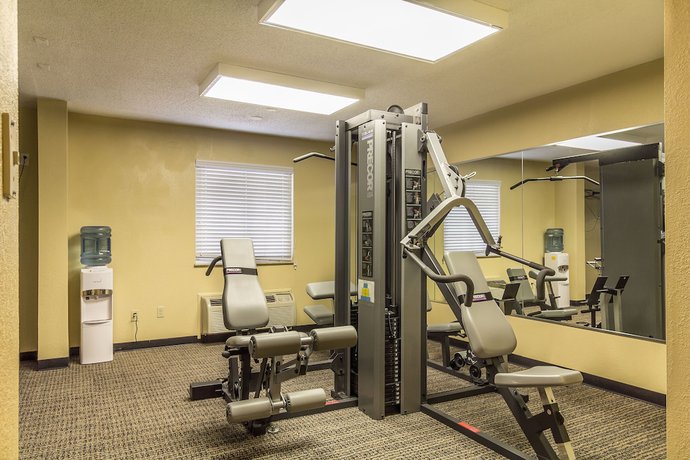 Imagen de los interiores del Hotel Baymont by Wyndham Kansas City KU Medical Center. Foto 18