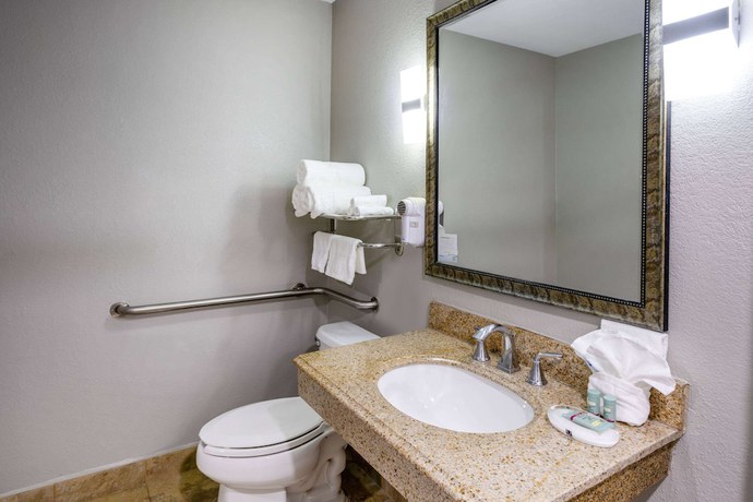 Imagen general del Hotel Baymont by Wyndham La Vergne. Foto 3