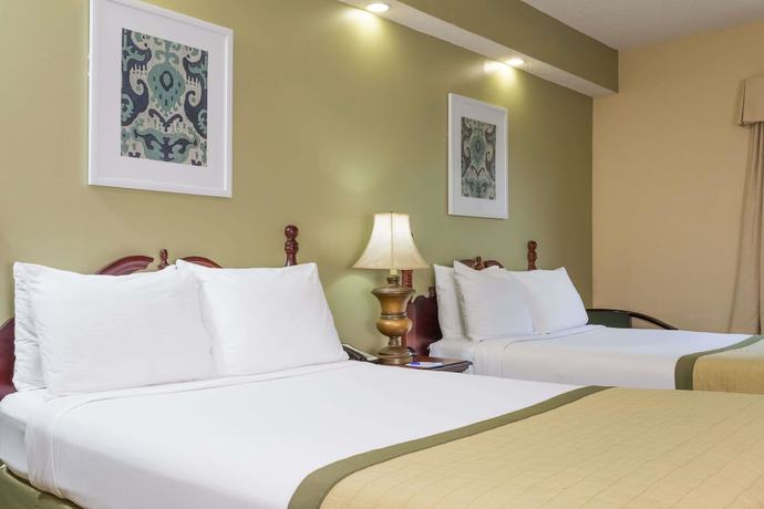 Imagen de la habitación del Hotel Baymont by Wyndham Lakeland. Foto 4