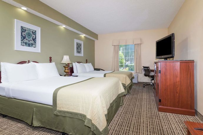 Imagen de la habitación del Hotel Baymont by Wyndham Lakeland. Foto 6