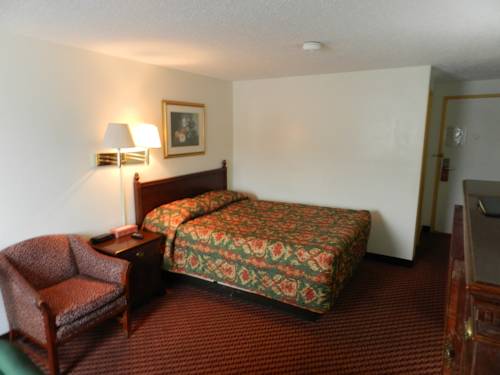 Imagen de la habitación del Hotel Baymont by Wyndham Liberty MO. Foto 4