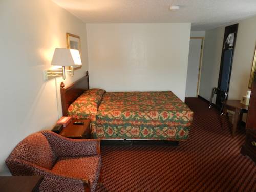 Imagen de la habitación del Hotel Baymont by Wyndham Liberty MO. Foto 5