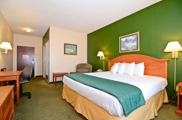 Imagen de la habitación del Hotel Baymont by Wyndham Louisville Southwest. Foto 6