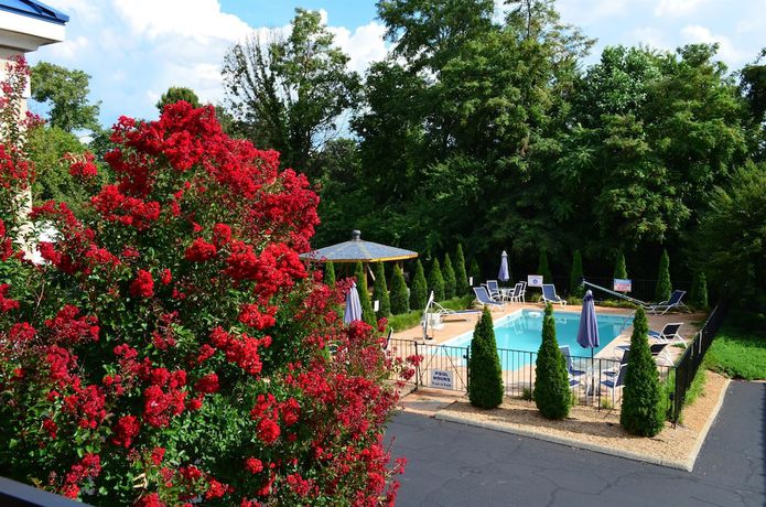 Imagen general del Hotel Baymont by Wyndham Lynchburg. Foto 1