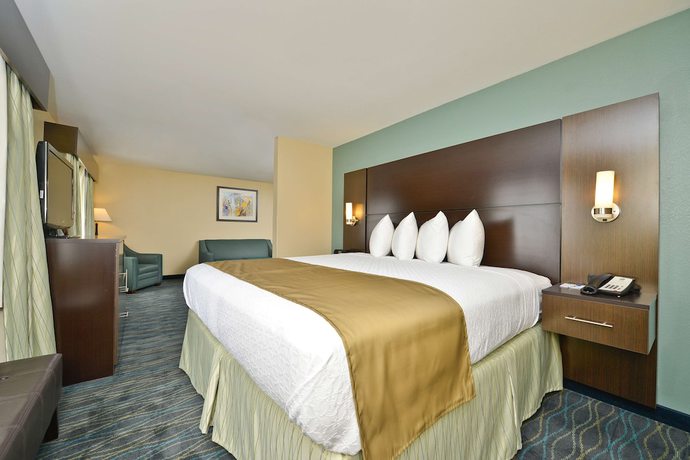Imagen de la habitación del Hotel Baymont by Wyndham Marion, OH. Foto 8