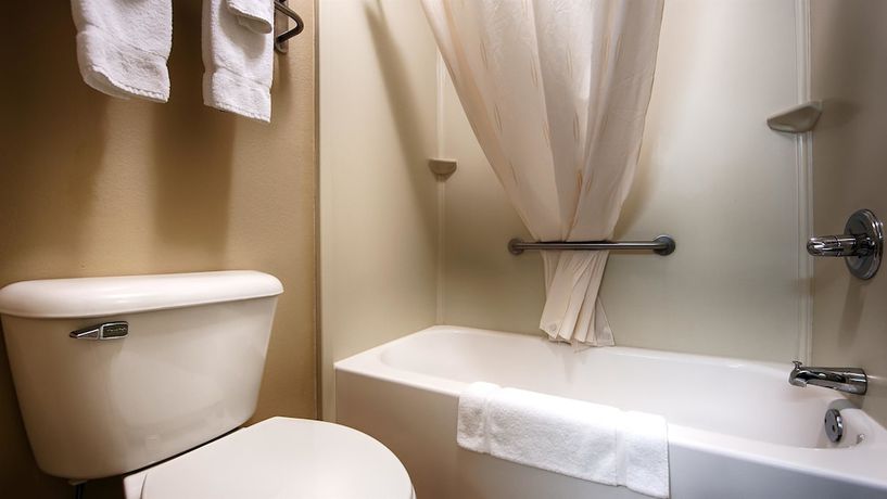 Imagen de la habitación del Hotel Baymont by Wyndham Marion, OH. Foto 18