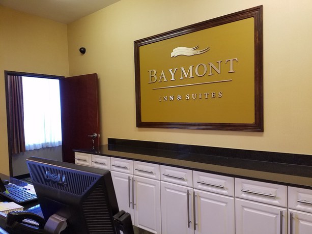 Imagen de los interiores del Hotel Baymont by Wyndham Marrero. Foto 18
