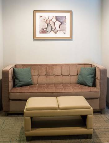 Imagen de la habitación del Hotel Baymont by Wyndham Maumee Toledo. Foto 15