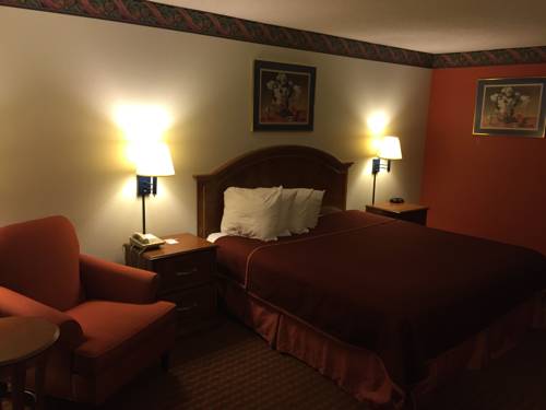 Imagen de la habitación del Hotel Baymont by Wyndham Midway/Tallahassee. Foto 4