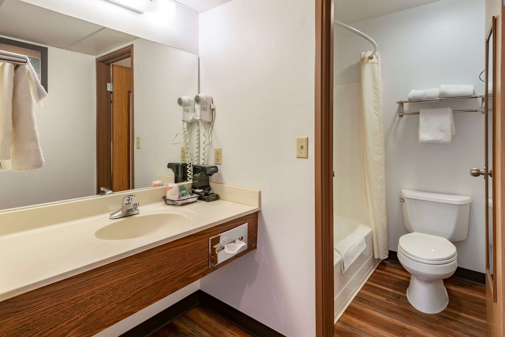 Imagen de la habitación del Hotel Baymont by Wyndham Missoula. Foto 17