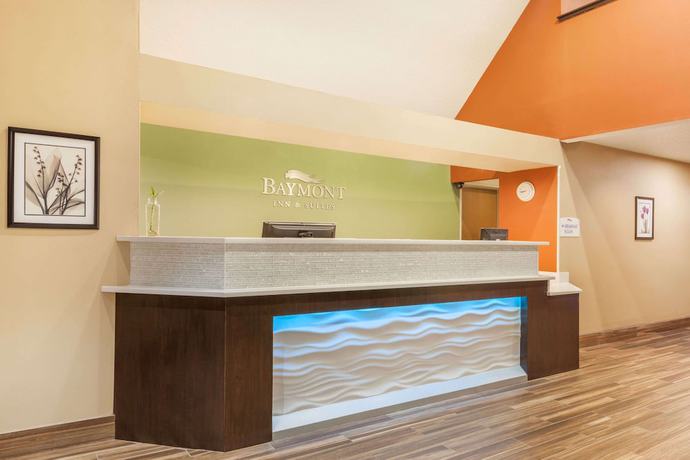 Imagen de los interiores del Hotel Baymont by Wyndham Newark I-95 at University of Delaware. Foto 19