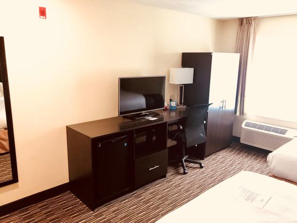 Imagen de la habitación del Hotel Baymont by Wyndham Newark I-95 at University of Delaware. Foto 15