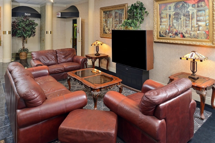 Imagen de los interiores del Hotel Baymont by Wyndham Northwood. Foto 15