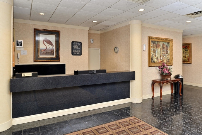 Imagen de los interiores del Hotel Baymont by Wyndham Northwood. Foto 17