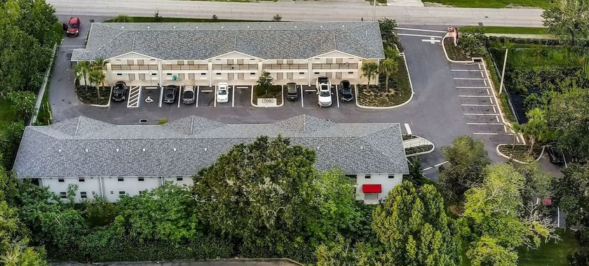 Imagen general del Hotel Baymont by Wyndham Ocala Suites. Foto 2