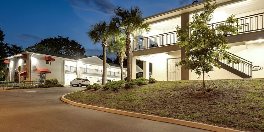 Imagen general del Hotel Baymont by Wyndham Ocala Suites. Foto 4