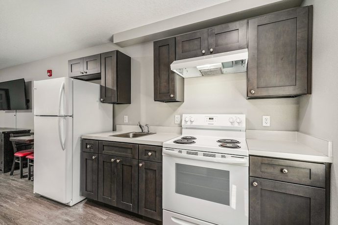 Imagen de la habitación del Hotel Baymont by Wyndham Ocala Suites. Foto 11