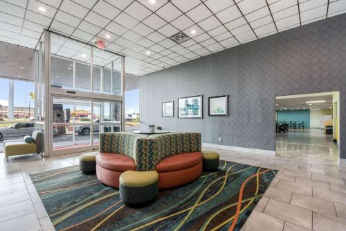 Imagen de los interiores del Hotel Baymont by Wyndham Oklahoma City Bricktown. Foto 20