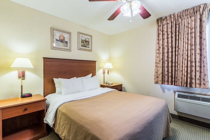 Imagen de la habitación del Hotel Baymont by Wyndham Omaha SW. Foto 3