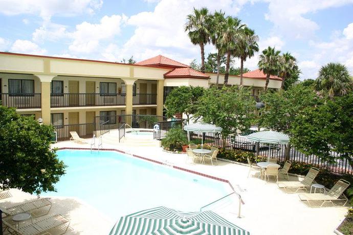 Imagen general del Hotel Baymont by Wyndham Orlando East. Foto 1