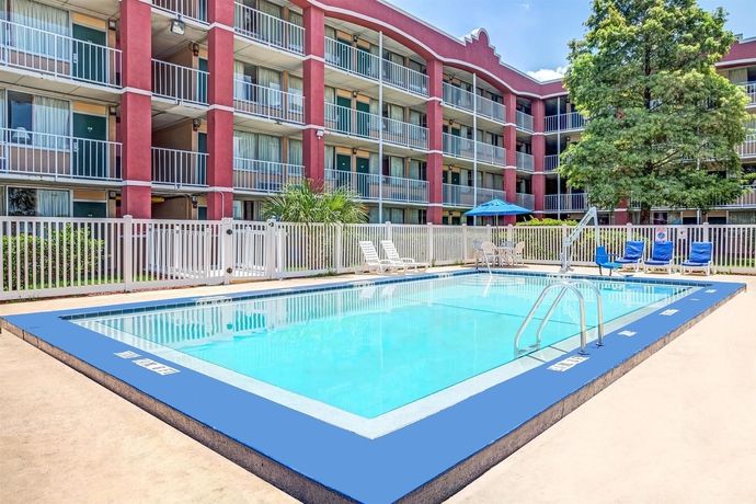 Imagen general del Hotel Baymont by Wyndham Orlando North Millenia. Foto 1