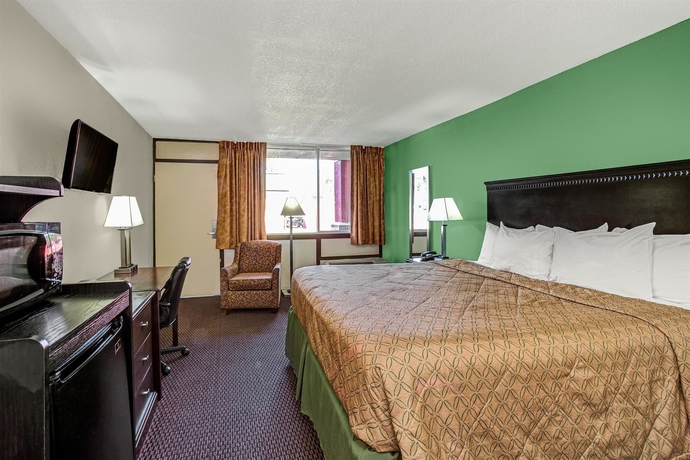 Imagen de la habitación del Hotel Baymont by Wyndham Orlando North Millenia. Foto 6