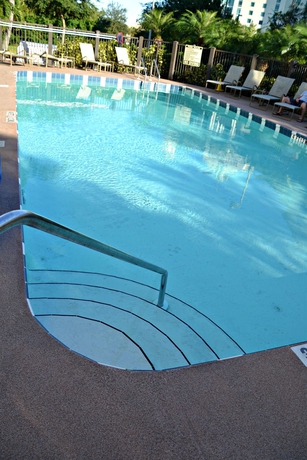 Imagen de la piscina del Hotel Baymont by Wyndham Orlando/International Dr/Universal Blvd. Foto 16