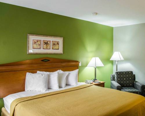 Imagen de la habitación del Hotel Baymont by Wyndham Pensacola at NAS Corry. Foto 5