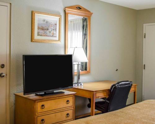 Imagen de la habitación del Hotel Baymont by Wyndham Pensacola at NAS Corry. Foto 6