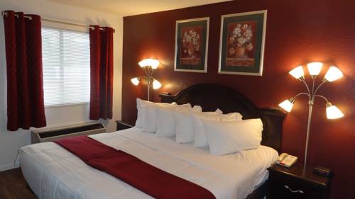 Imagen de la habitación del Hotel Baymont by Wyndham Petoskey. Foto 9